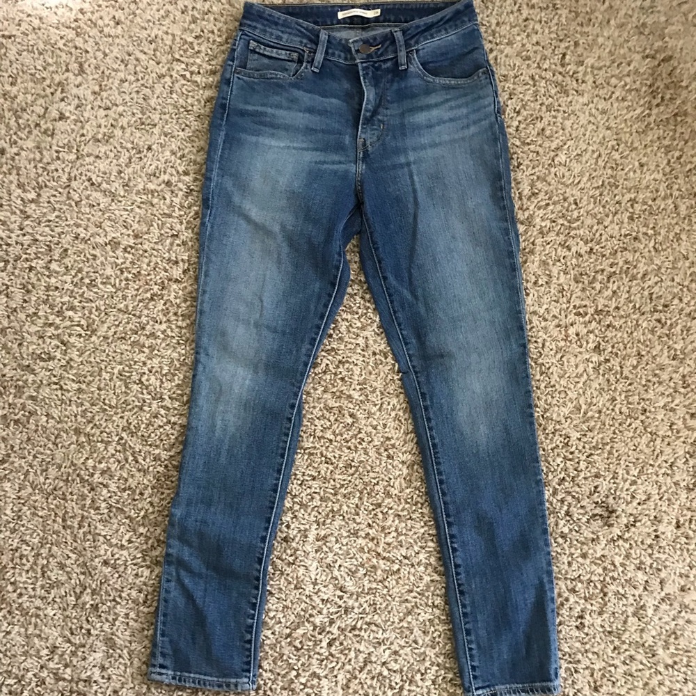 Levi’s 721 High Rise Skinny Sz 28